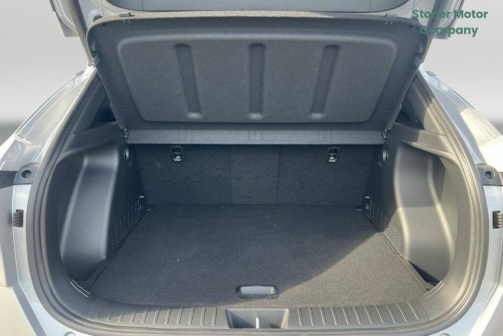 Hyundai Kona 65.4Kwh N Line Silver #5