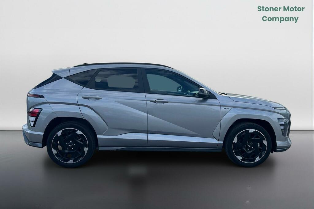 Hyundai Kona 65.4Kwh N Line Silver #2