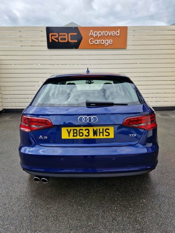 Audi A3 2.0 Tdi Sport Sportback Euro 5 Blue #3