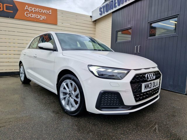 Audi A1 1.0 Tfsi 25 Sport Sportback Euro White