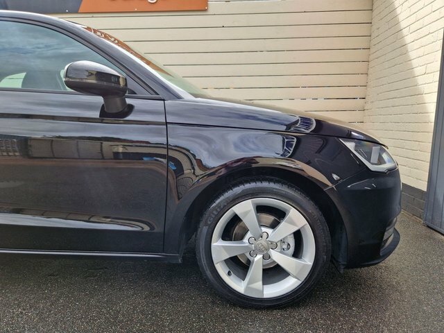 Audi A1 1.4 Tfsi S Line Red #15