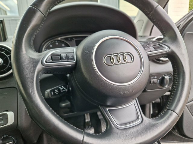 Audi A1 1.4 Tfsi S Line Red #10