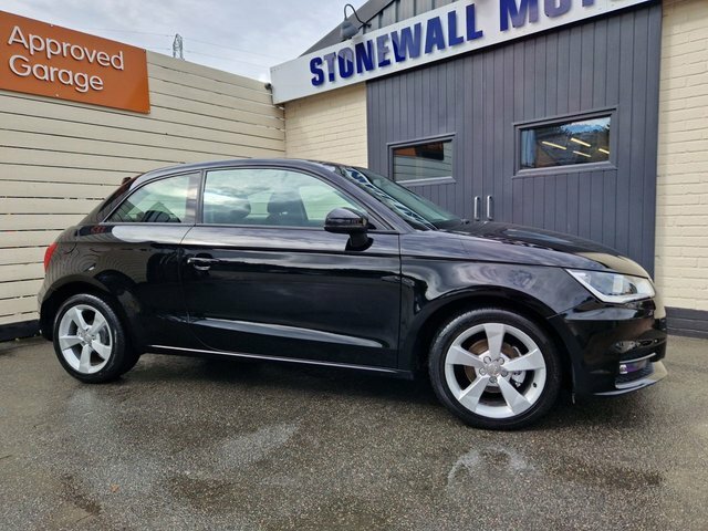 Audi A1 1.4 Tfsi S Line Red #7