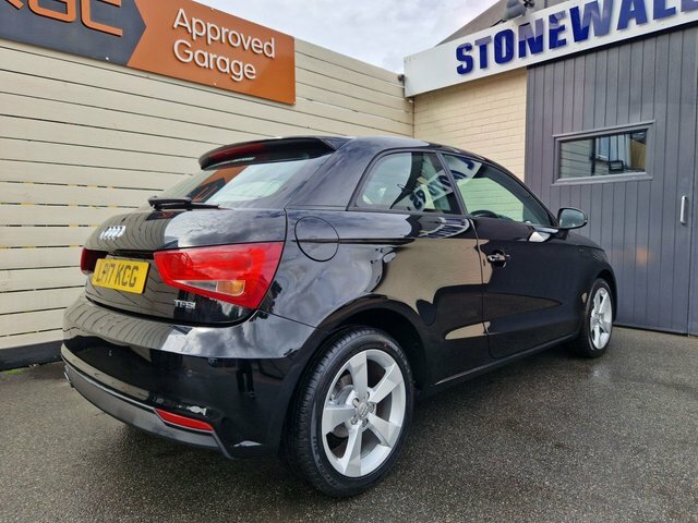 Audi A1 1.4 Tfsi S Line Red #14