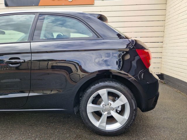 Audi A1 1.4 Tfsi S Line Red #9