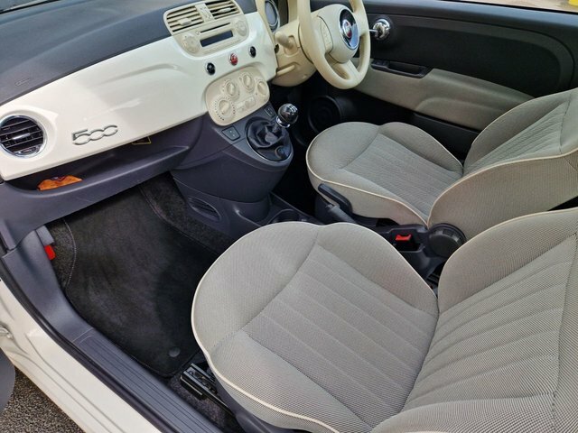 Fiat 500 Hatchback White #24