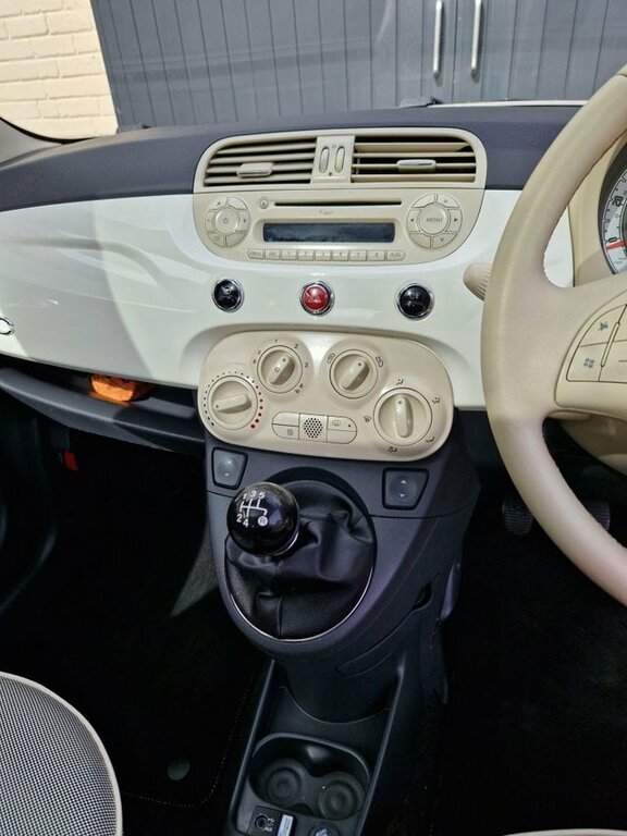 Fiat 500 Hatchback White #21