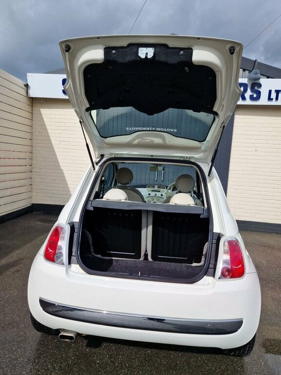 Fiat 500 Hatchback White #29