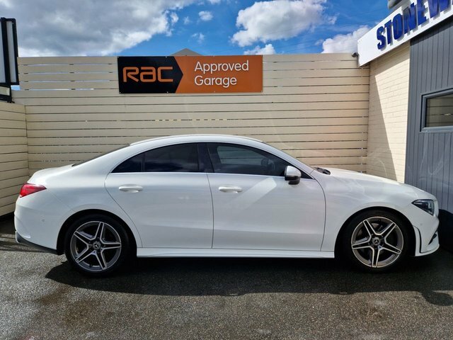 Mercedes-Benz CLA Class 2.0 Cla220d Amg Line Coupe 8G-dct Euro White #4