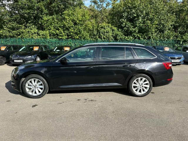 Skoda Superb 1.5 Tsi Act Se Black #5
