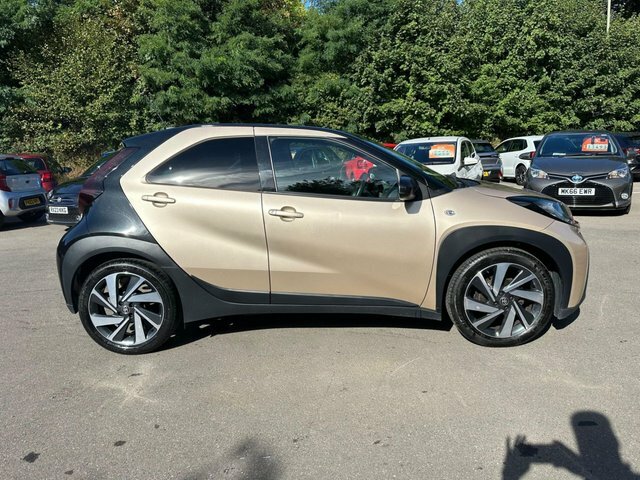 Toyota Aygo X 1.0 Vvt-i Edge Hatchback Euro 6 Beige #4
