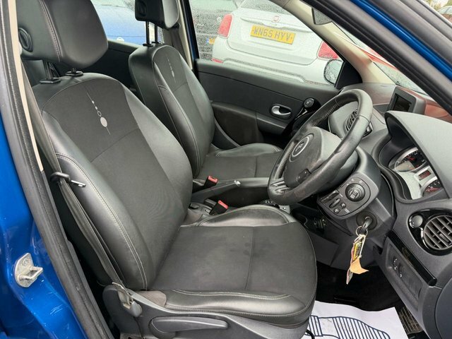 Renault Clio Dynamique Tomtom 16V 3-Door Black #12