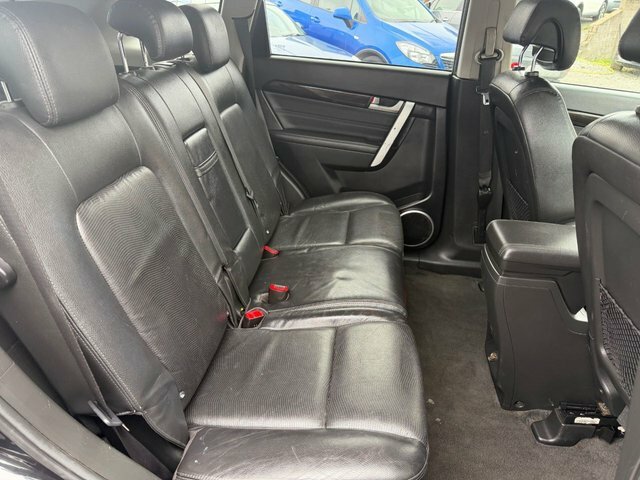 Chevrolet Captiva Vcdi Ltz Black #13