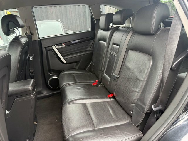 Chevrolet Captiva Vcdi Ltz Black #18