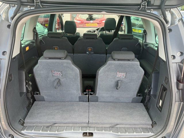 Peugeot 5008 Mpv Grey #13
