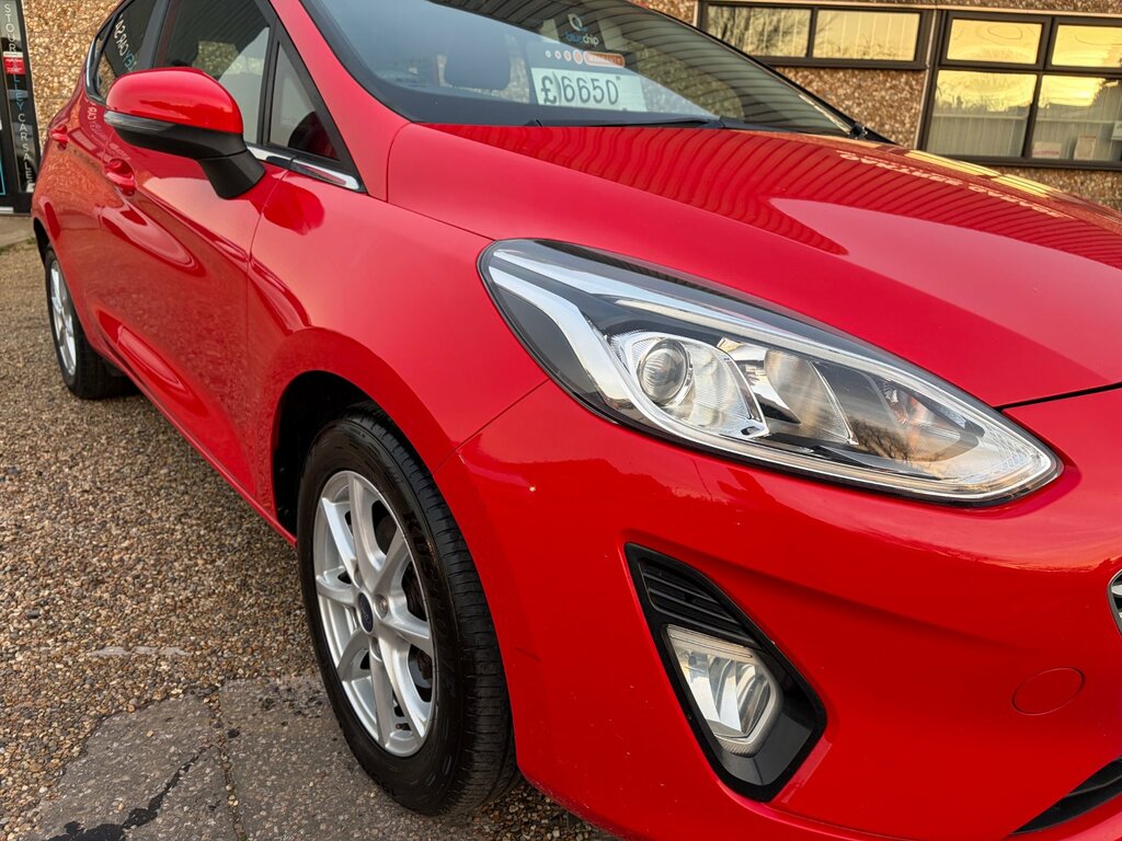 Ford Fiesta 1.1 Ti-vct Zetec Hatchback Euro Red #5