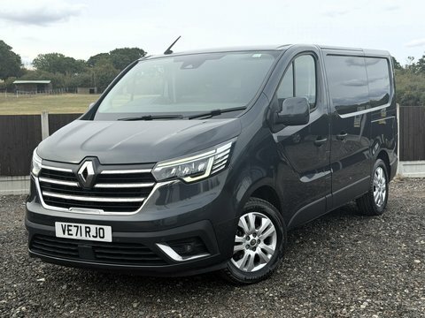 Renault Trafic 2.0 Dci Sl28 Grey