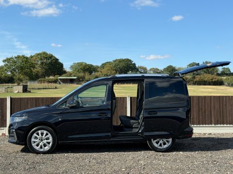 Ford Tourneo Connect 2.0 Titanium Dct Black #6