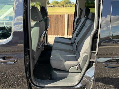 Ford Tourneo Connect 2.0 Titanium Dct Black #5