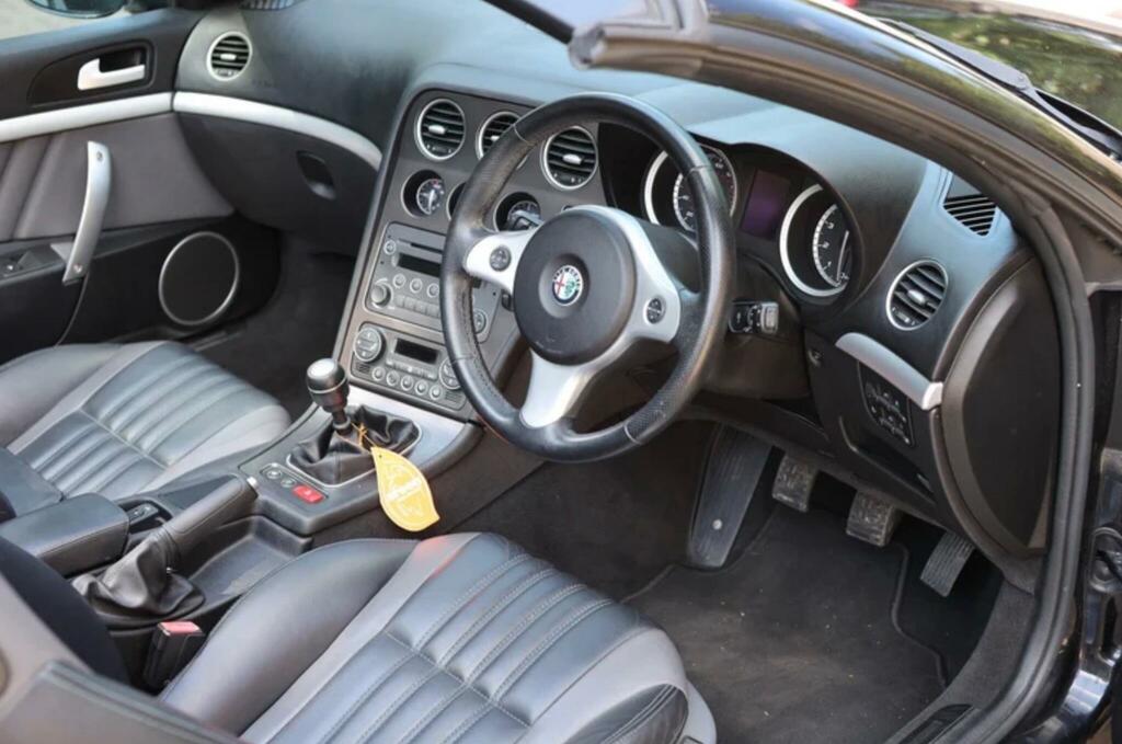 Alfa Romeo Spider 2.2 Jts Limited Edition Black #3