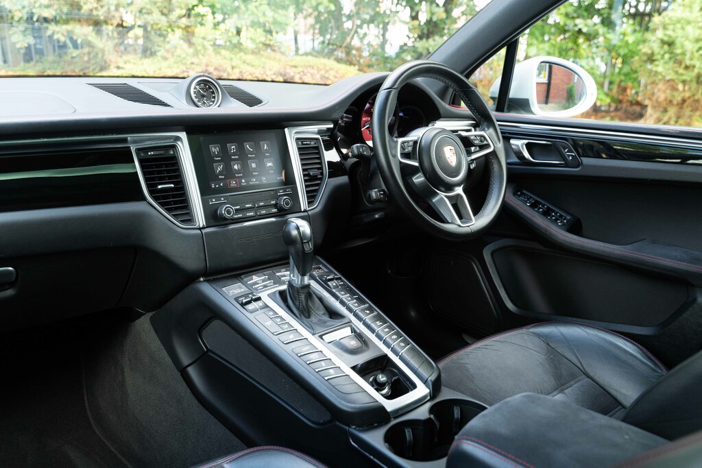 Porsche Macan 2.0T Pdk 4Wd Euro 6 Ss Black #42