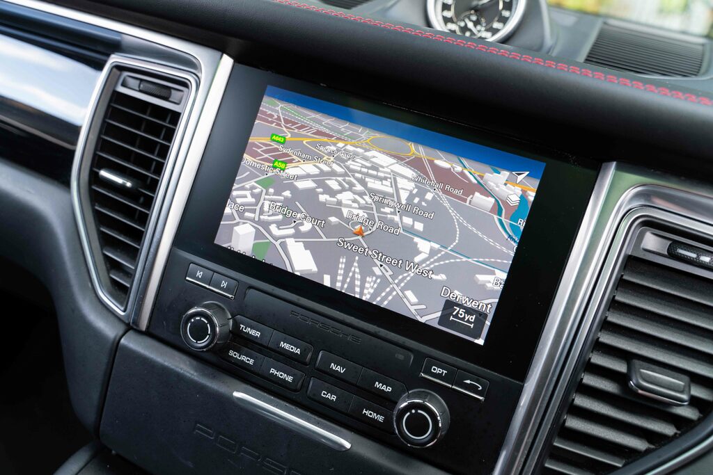 Porsche Macan 2.0T Pdk 4Wd Euro 6 Ss Black #8
