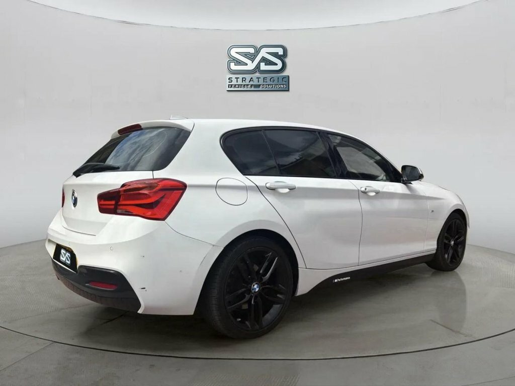 BMW 1 Series  Black #4