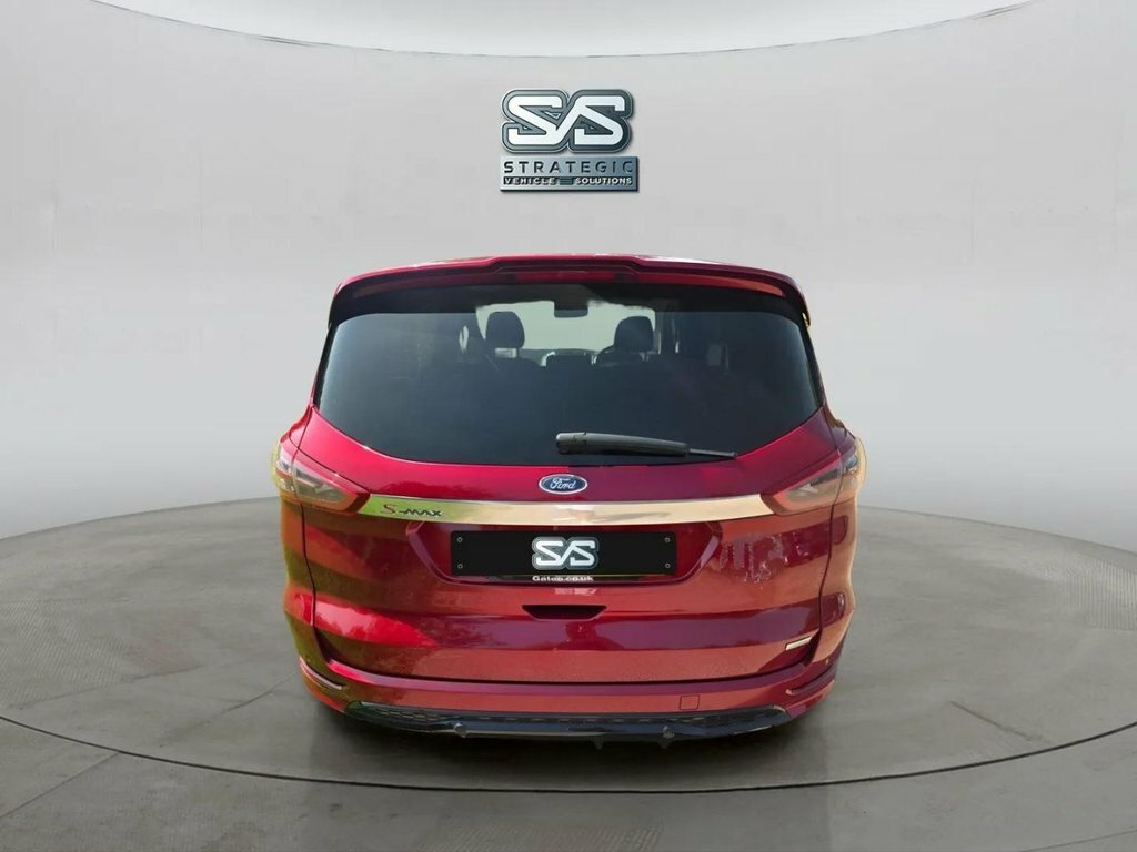 Ford S-Max 2L Titanium Sport Red #4