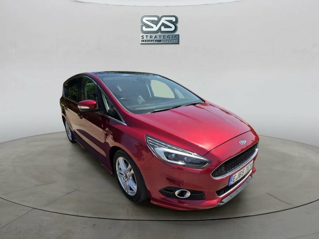 Ford S-Max 2L Titanium Sport Red