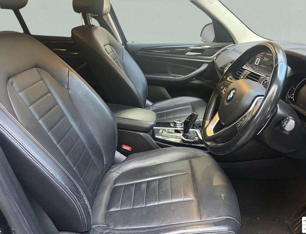 BMW X3 2L Se Black #2