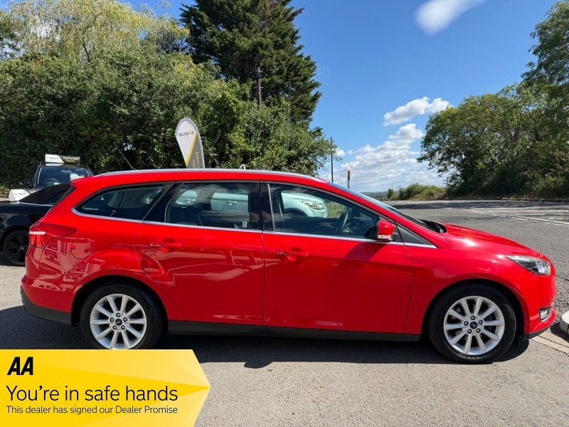 Ford Focus Titanium Tdci Red #3