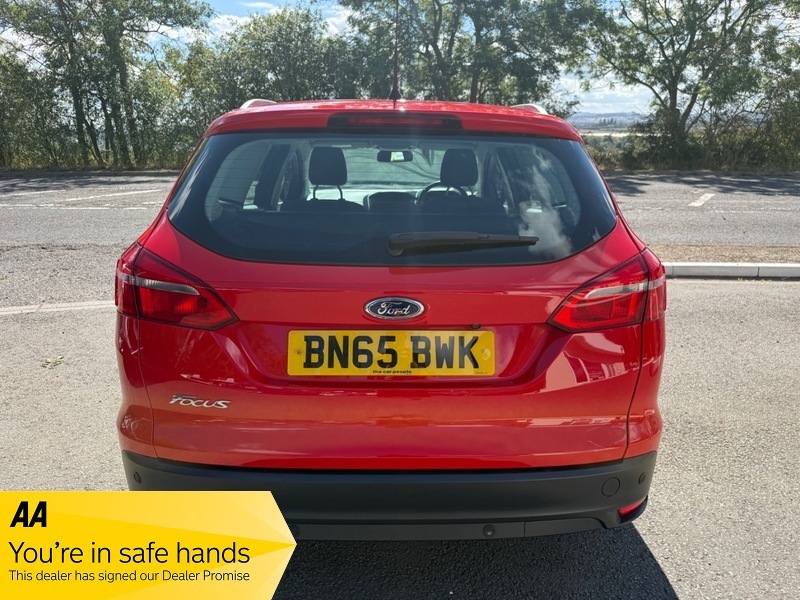 Ford Focus Titanium Tdci Red #4