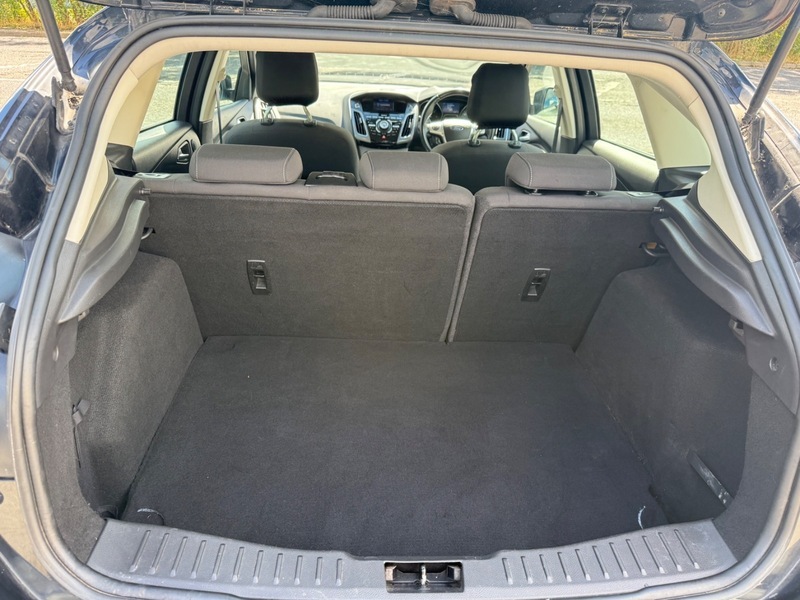 Ford Focus Titanium Navigator Tdci MB64RAT Black #5