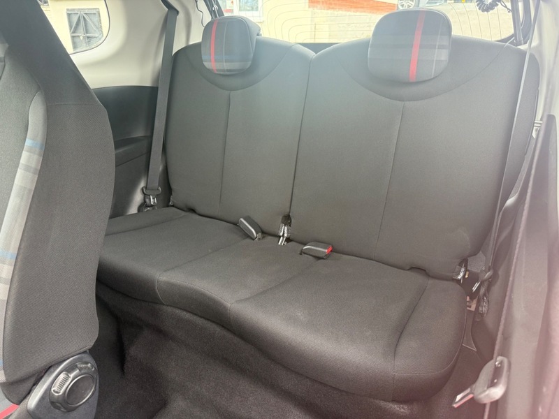 Peugeot 108 1.0 Active Red #16