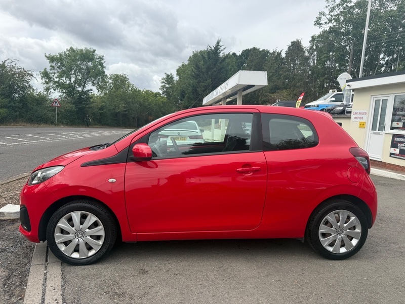 Peugeot 108 1.0 Active Red #11