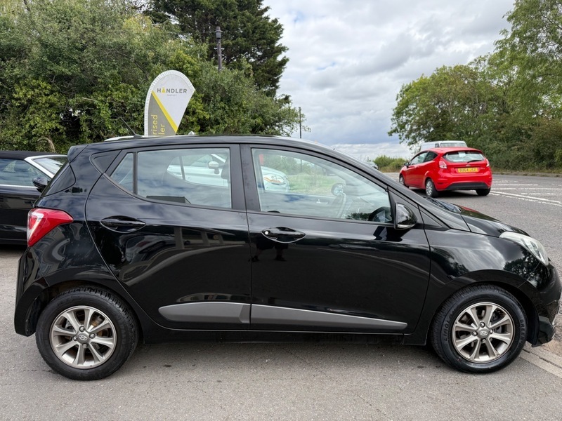 Hyundai I10 Premium Black #5