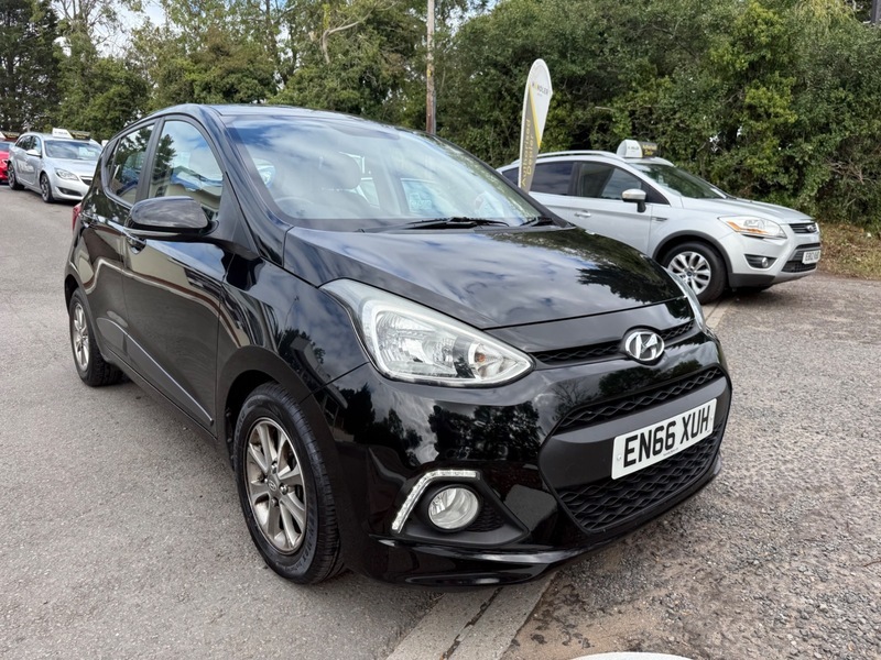 Hyundai I10 Premium Black #4
