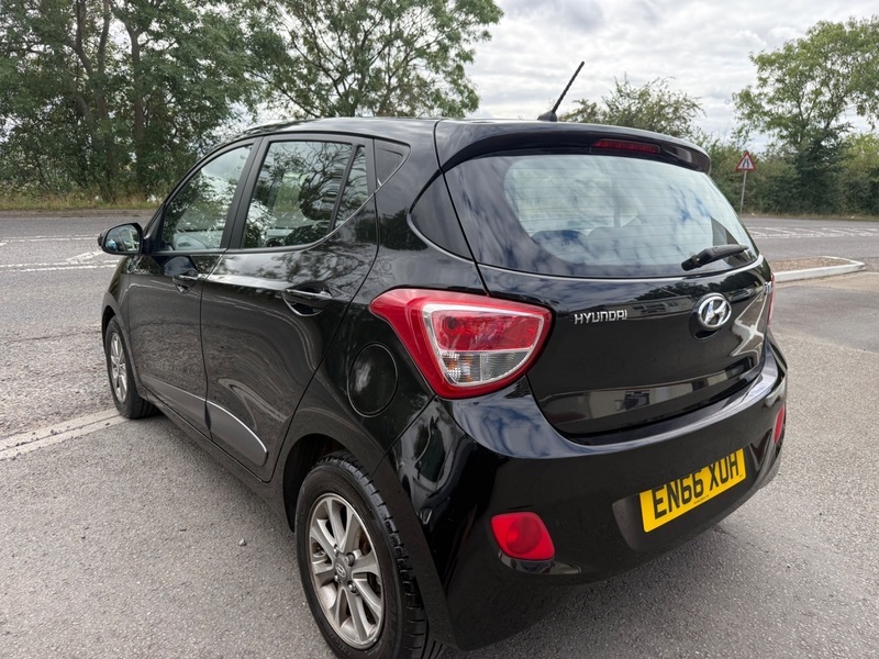 Hyundai I10 Hatchback 1.2 Se 2016 White #11