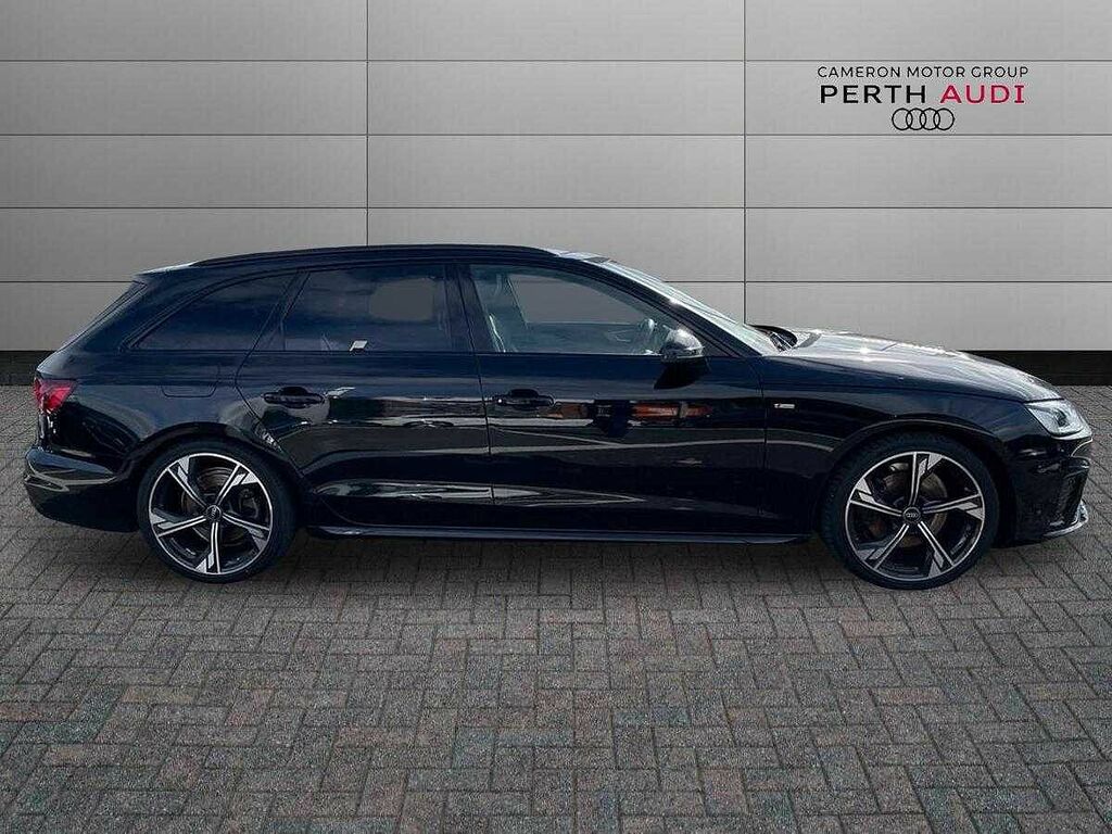 Audi A4 Avant Avant Black Edition 35 Tfsi 150 Ps S Tronic Black #4