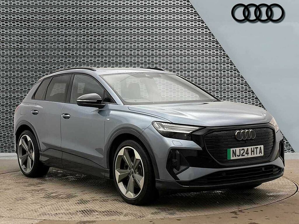 Audi Q4 E Tron Black Edition 45 Quattro 210,00 Kw NJ24HTA Blue
