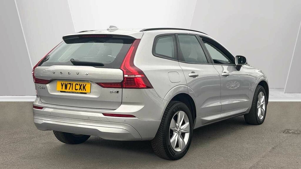Volvo XC60 Momentum, B4 Awd Mild Hybrid Silver #2