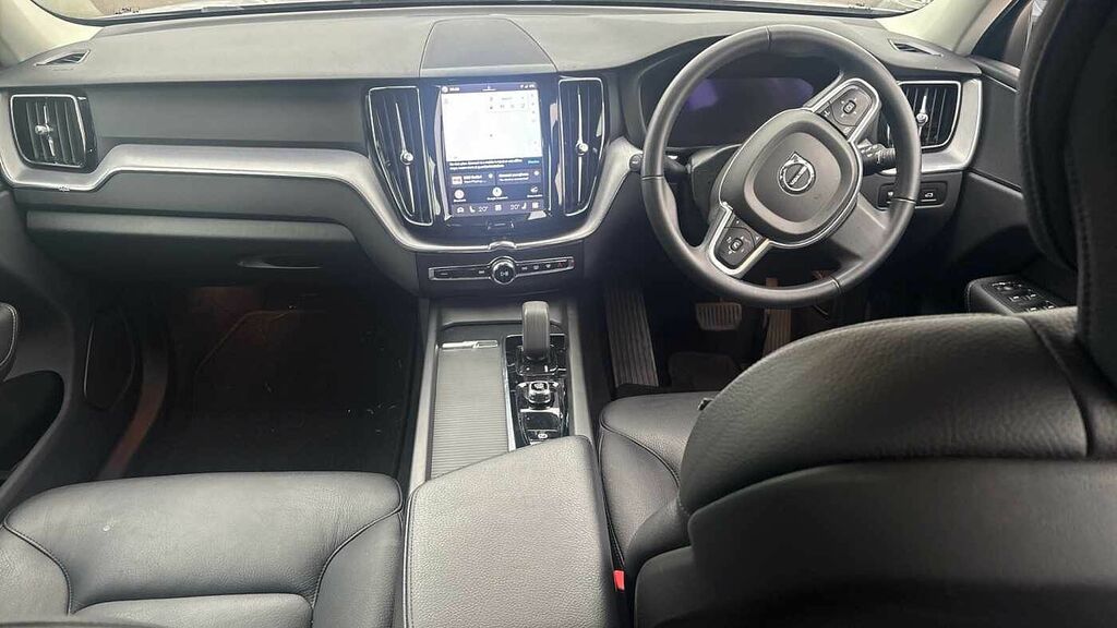 Volvo XC60 Momentum, B4 Awd Mild Hybrid Silver #5