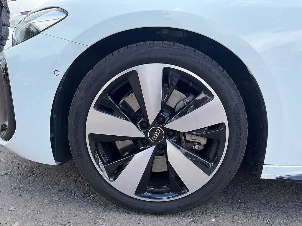 Audi A5 Black Edition E-hybrid Quattro 299 Ps S Tronic ST26DFK White #5