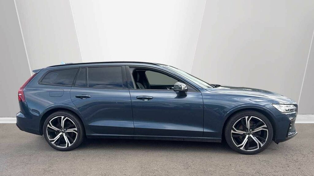 Volvo V60 Plus, B4 Mild Hybrid, Dark Blue #3