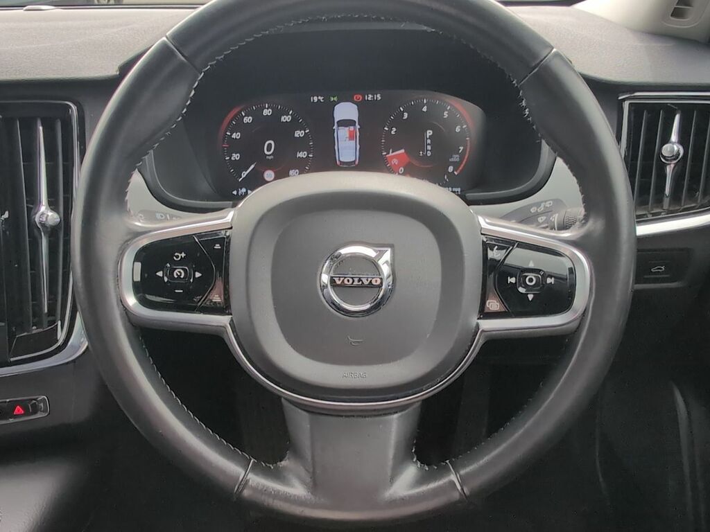 Volvo V90 T4 R-design Plus Blue #19