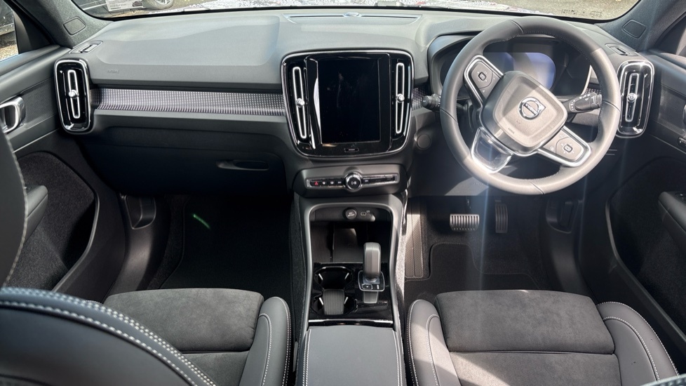 Volvo EX40 Plus, Single Motor Extended Range, Silver #5
