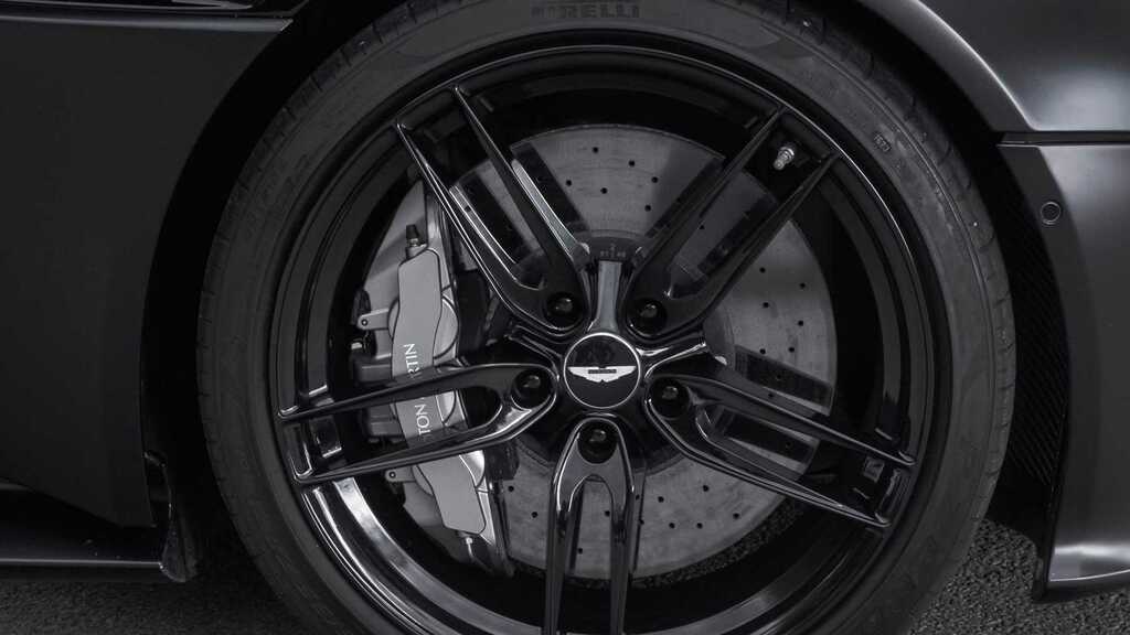 Aston Martin DBS V12 Volante Touchtronic 2023 Black #6