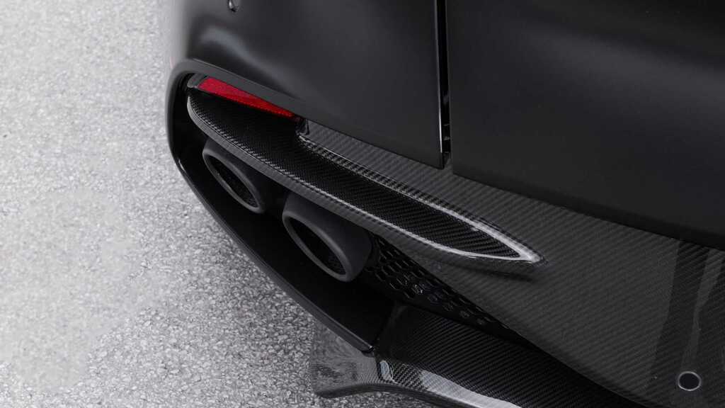 Aston Martin DBS Dbs Superleggera V12 Black #37