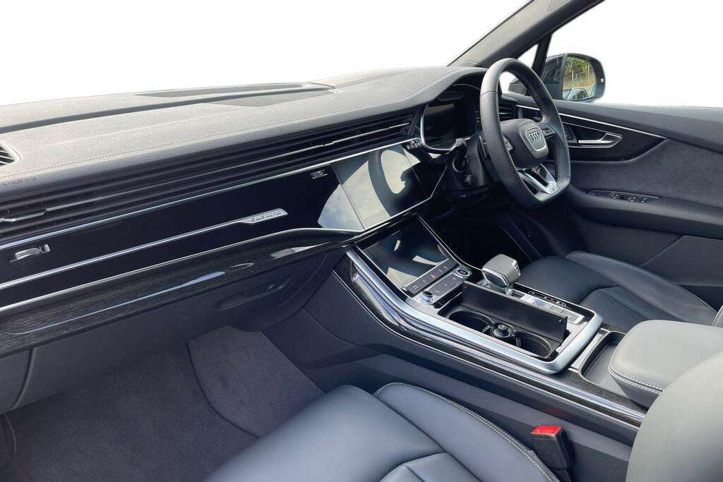 Audi Q7 3.0 Tdi Quattro 231 Black Edition Tiptronic 20 Black #2