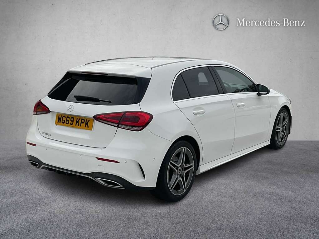 Mercedes-Benz A Class A180d Amg Line Executive 2019 White #4